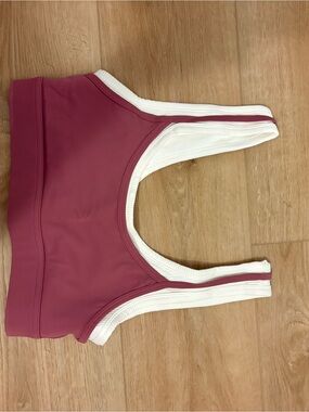 Rib-Trim Sports Bralette in Mauve and White